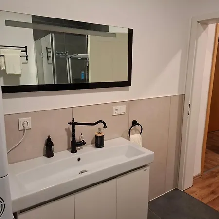 Fabiola Hamberg Strasse 34 In Siegen